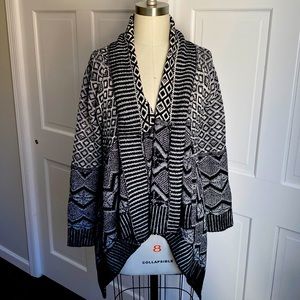 Shawl Sweater - Geometric - Black & White - S